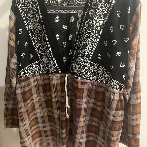 TRICIA FIX / PLAIDPATCHWORK REPURPOSED PULLOVER